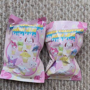 2pk - Sanrio Characters Mini Blind Bag Figures – Kawaii Dessert Theme (New)